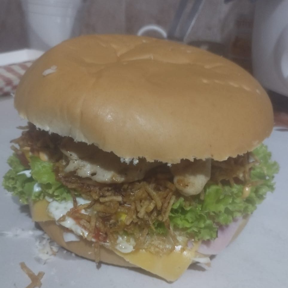Hamburguesa Chuleta doble con pollo o carne
