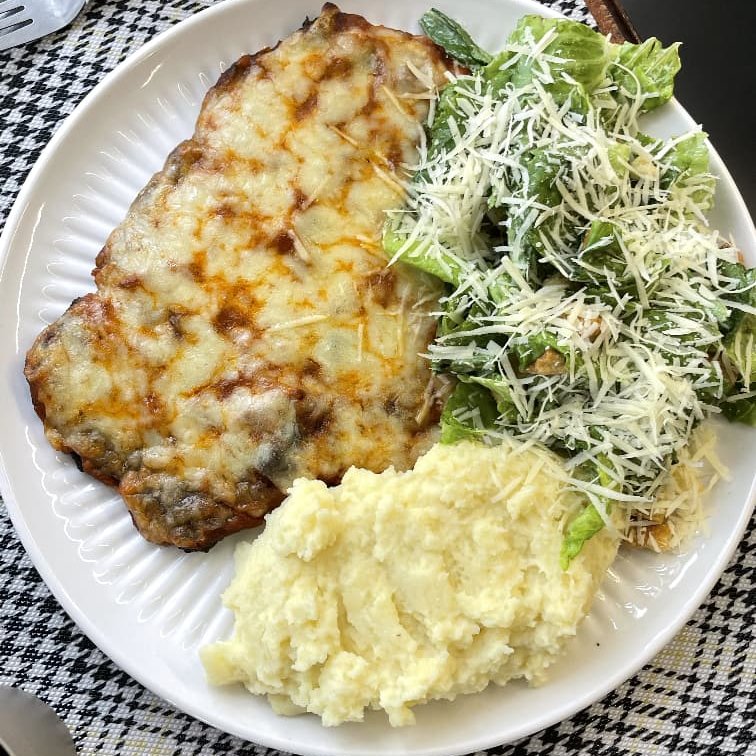 Milanesa a la Nápole