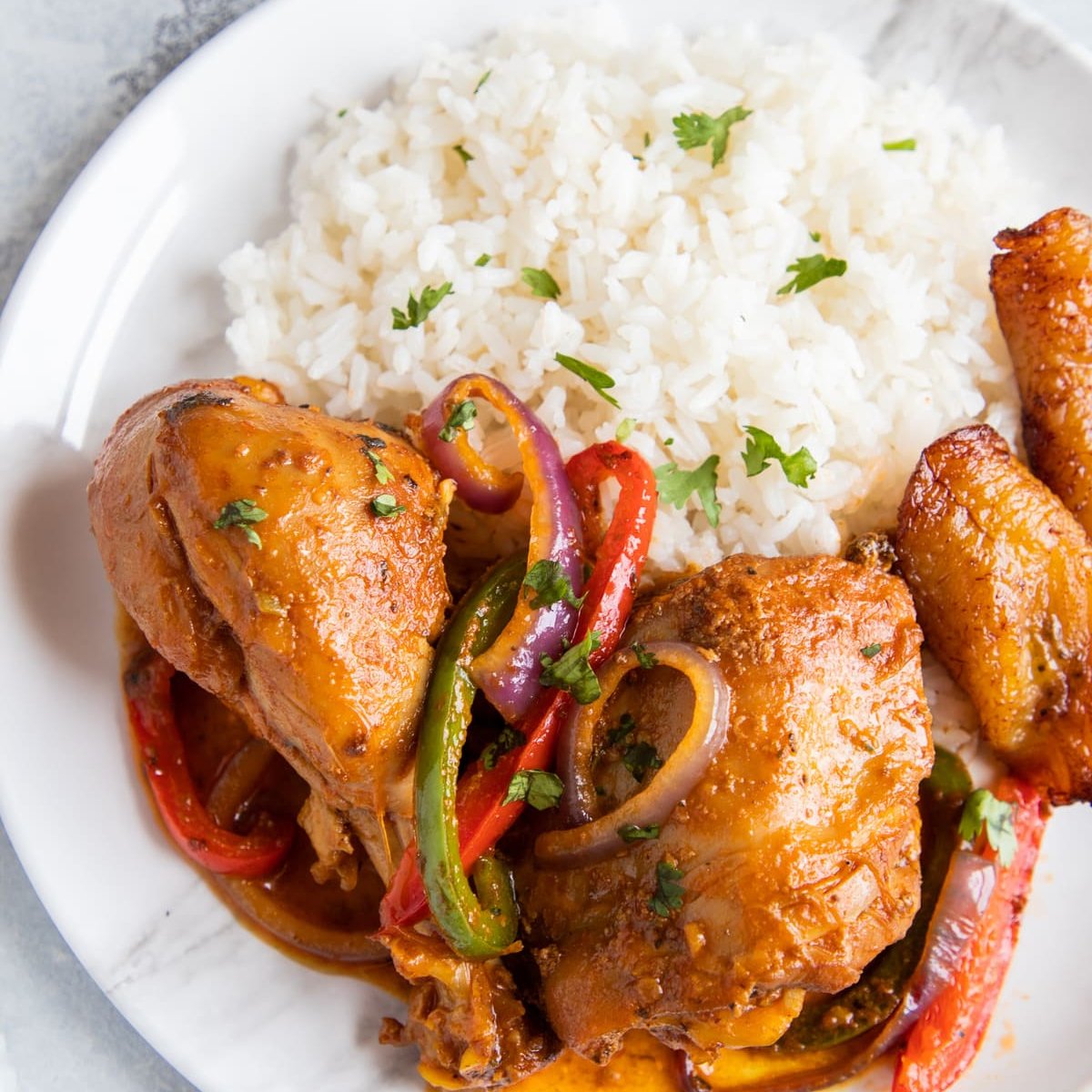 Pollo Guisado
