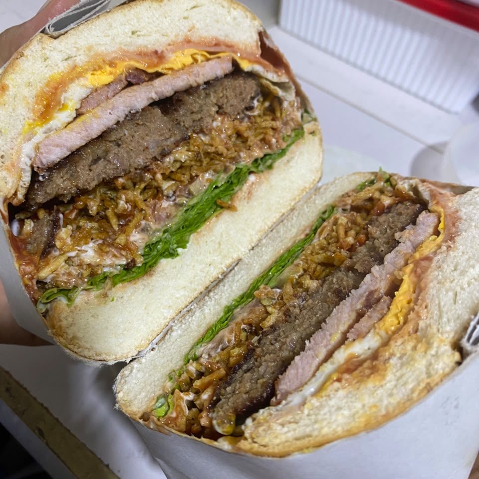Hamburguesa de carne y chuleta
